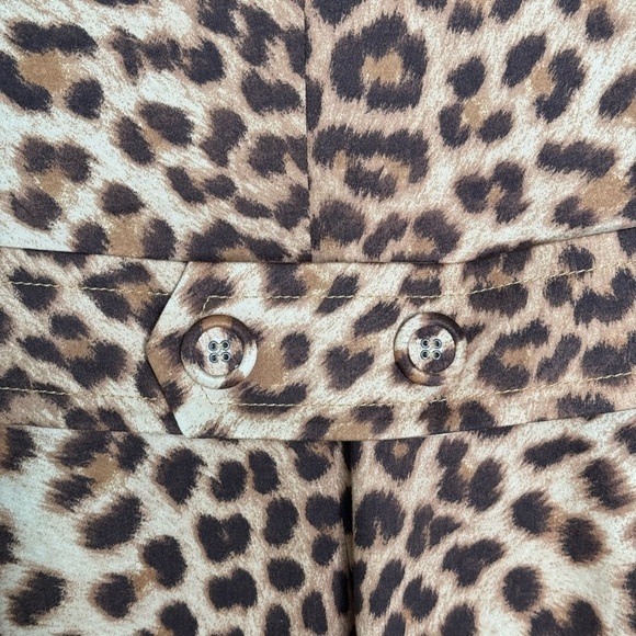 Blumarine Animal Print Coat - Elegance Meets Wild Style - Picture 4 of 8